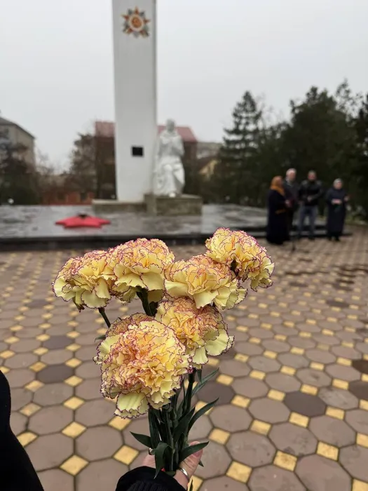 photo_2025-12-04_19-40-52