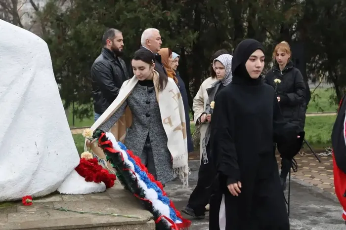 photo_2025-12-04_19-40-44